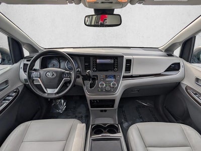 2020 Toyota Sienna XLE Premium FWD 8-Passenger (Natl)