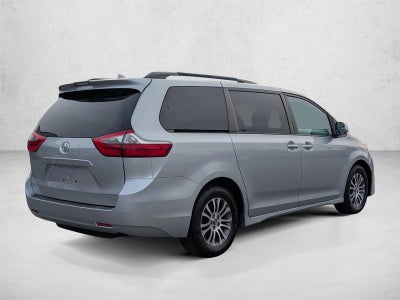 2020 Toyota Sienna XLE Premium FWD 8-Passenger (Natl)