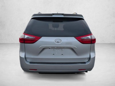 2020 Toyota Sienna XLE Premium FWD 8-Passenger (Natl)