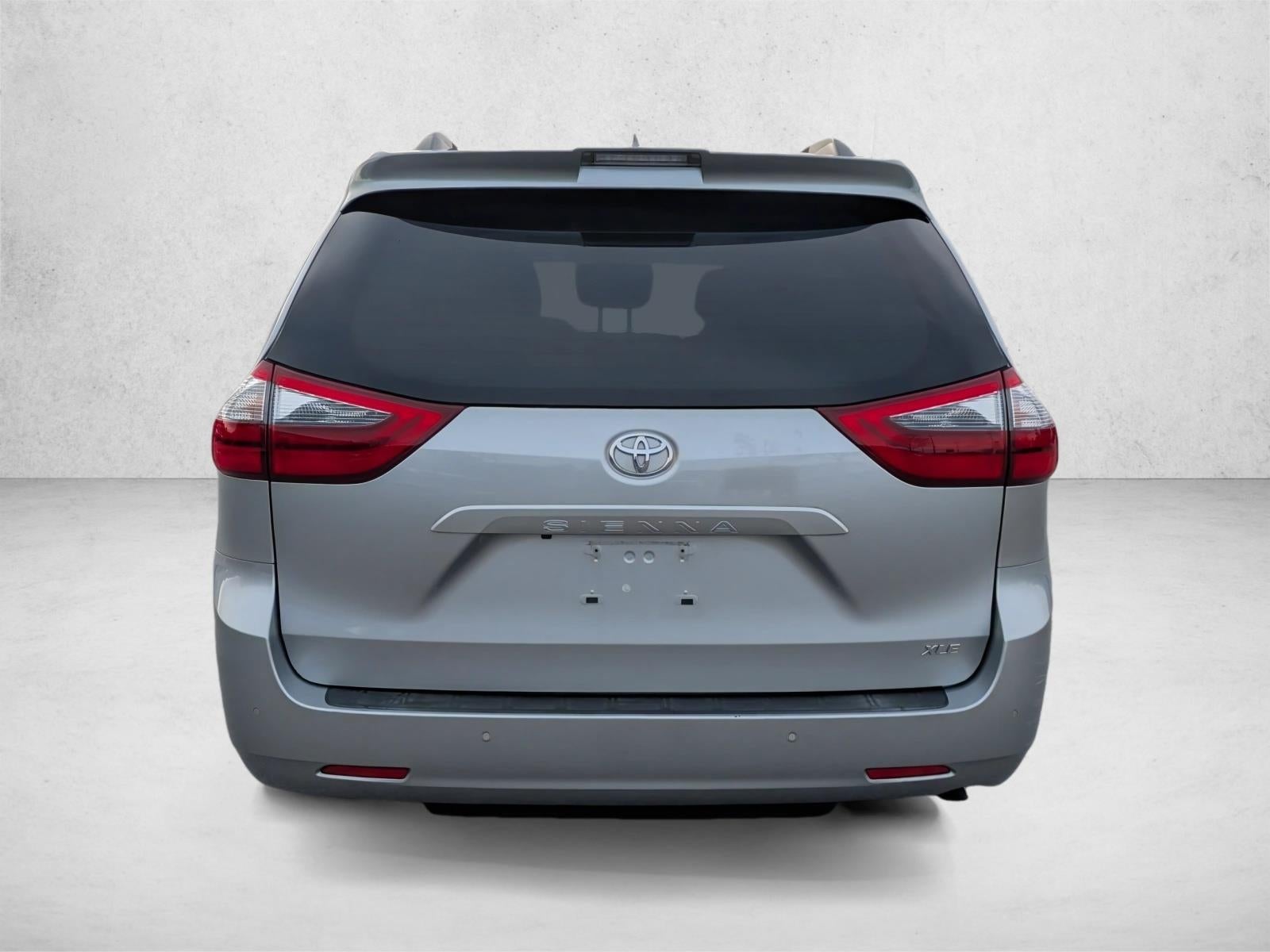 2020 Toyota Sienna XLE Premium FWD 8-Passenger (Natl)