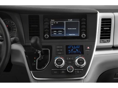 2018 Toyota Sienna XLE FWD 8-Passenger (Natl)