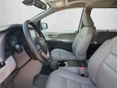 2020 Toyota Sienna XLE Auto Access Seat FWD 7-Passenger (GS)