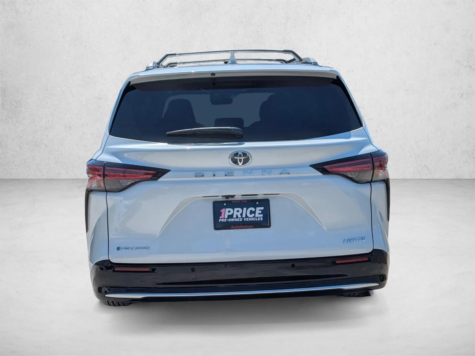 2026 Toyota Sienna Limited AWD 7-Passenger (Natl)