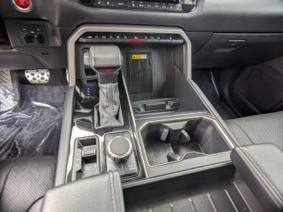 2022 Toyota Tundra 4WD 4WD Limited CrewMax 5.5' Bed (Natl)