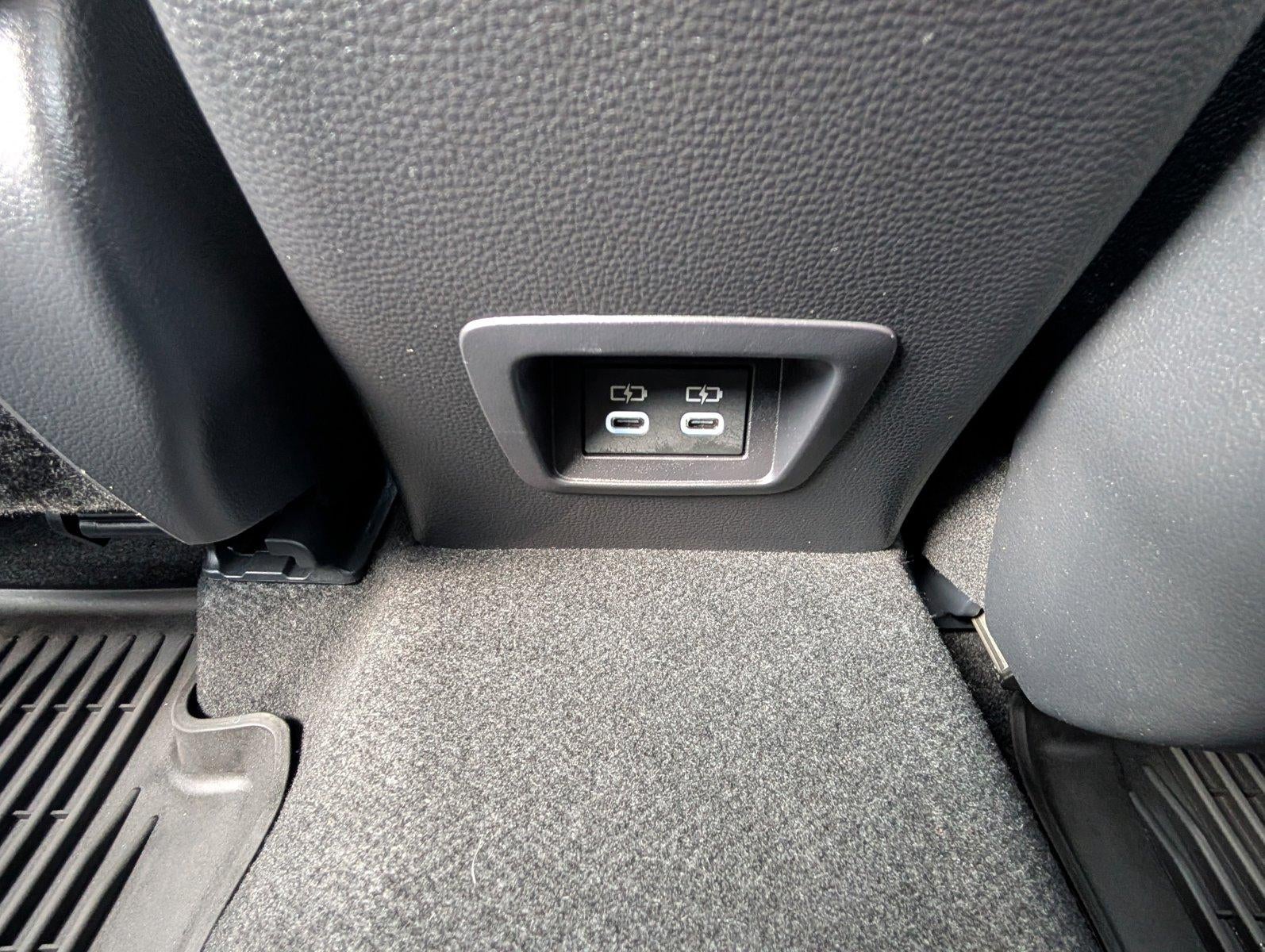 2025 Toyota Corolla Cross LE 4WD (Natl)