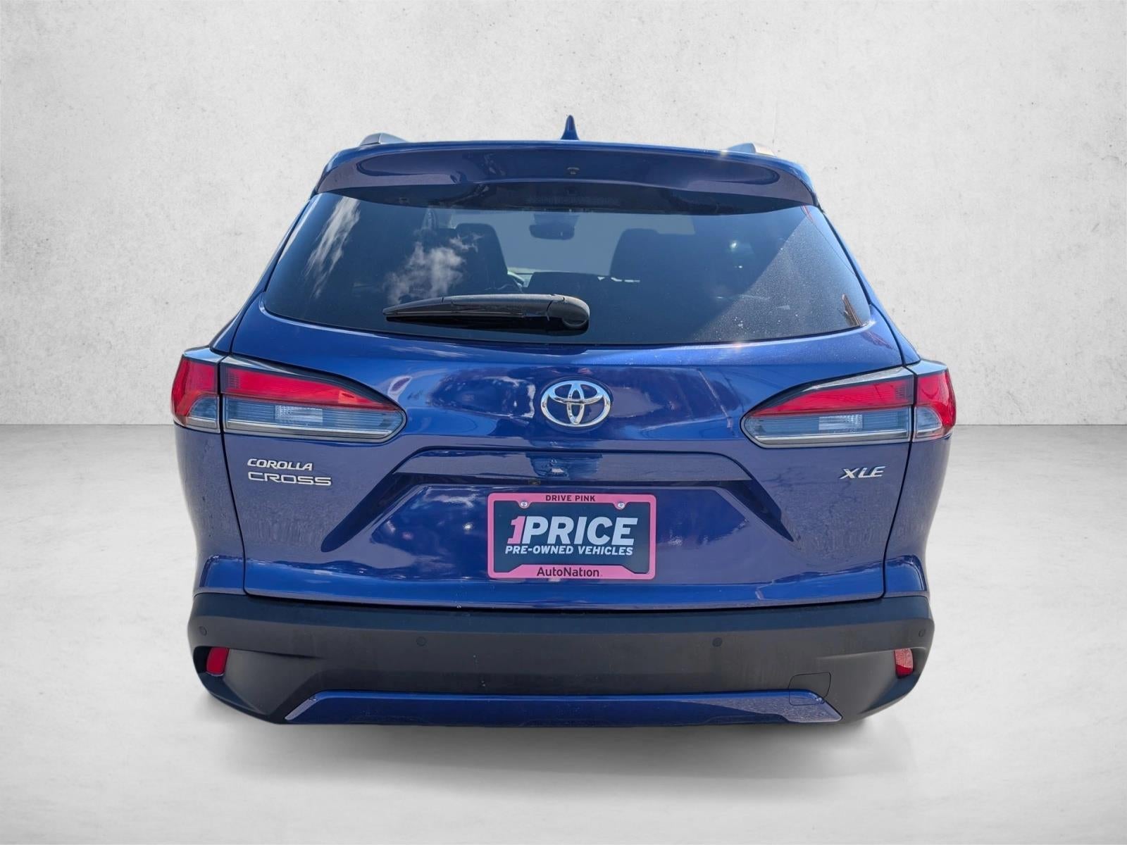 2024 Toyota Corolla Cross XLE 2WD (Natl)