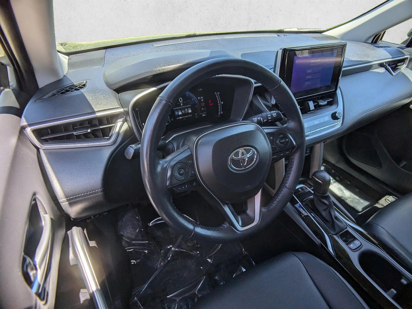 2023 Toyota Corolla Cross XLE 4WD (Natl)