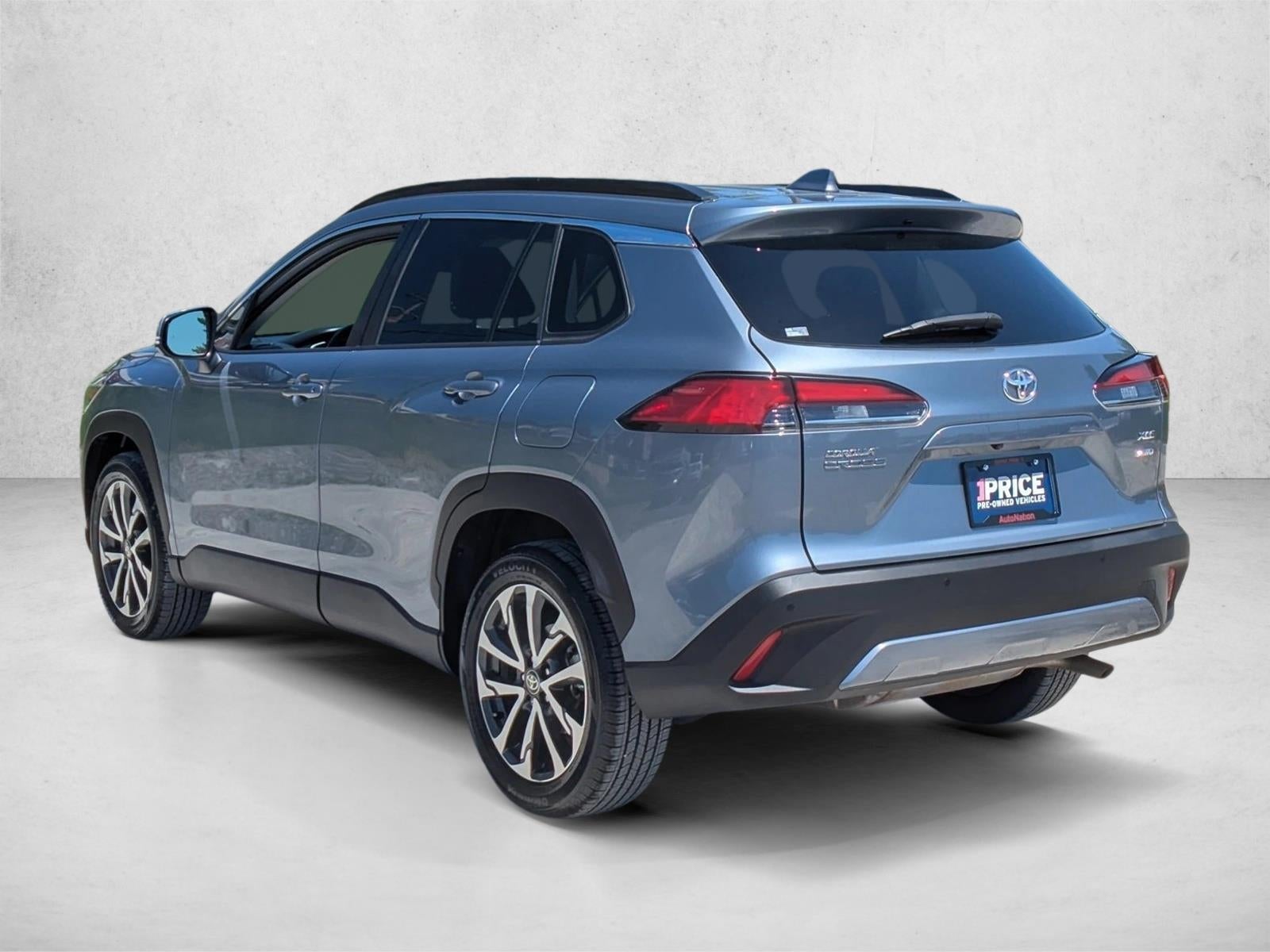 2023 Toyota Corolla Cross XLE 4WD (Natl)