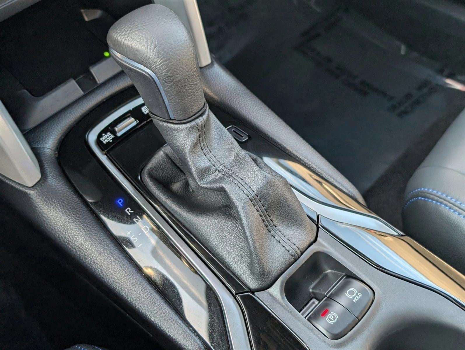 2025 Toyota Corolla Cross Hybrid XSE 4WD (Natl)