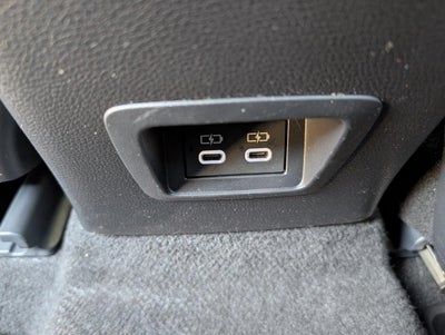 2025 Toyota Corolla Cross Hybrid XSE 4WD (Natl)