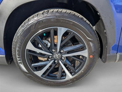 2025 Toyota Corolla Cross Hybrid XSE 4WD (Natl)