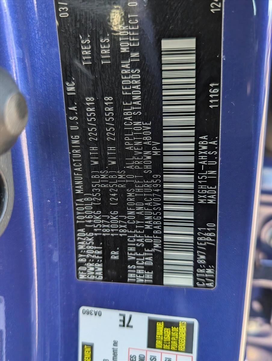 2025 Toyota Corolla Cross Hybrid XSE 4WD (Natl)