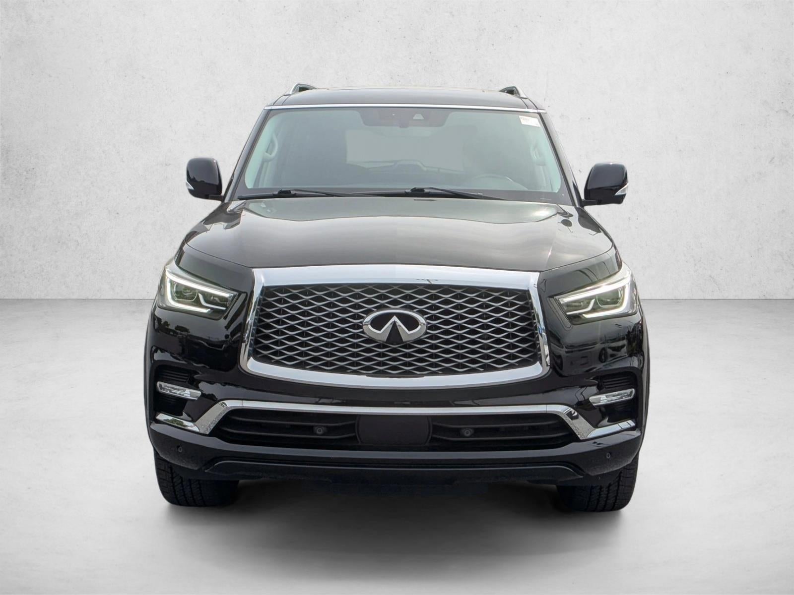 2023 INFINITI QX80 LUXE AWD