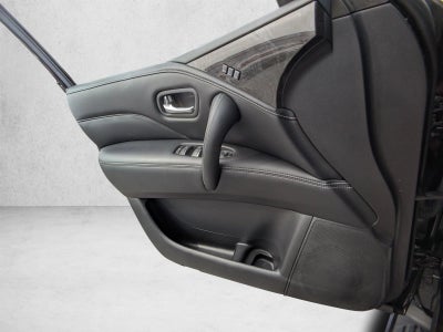 2023 INFINITI QX80 LUXE AWD