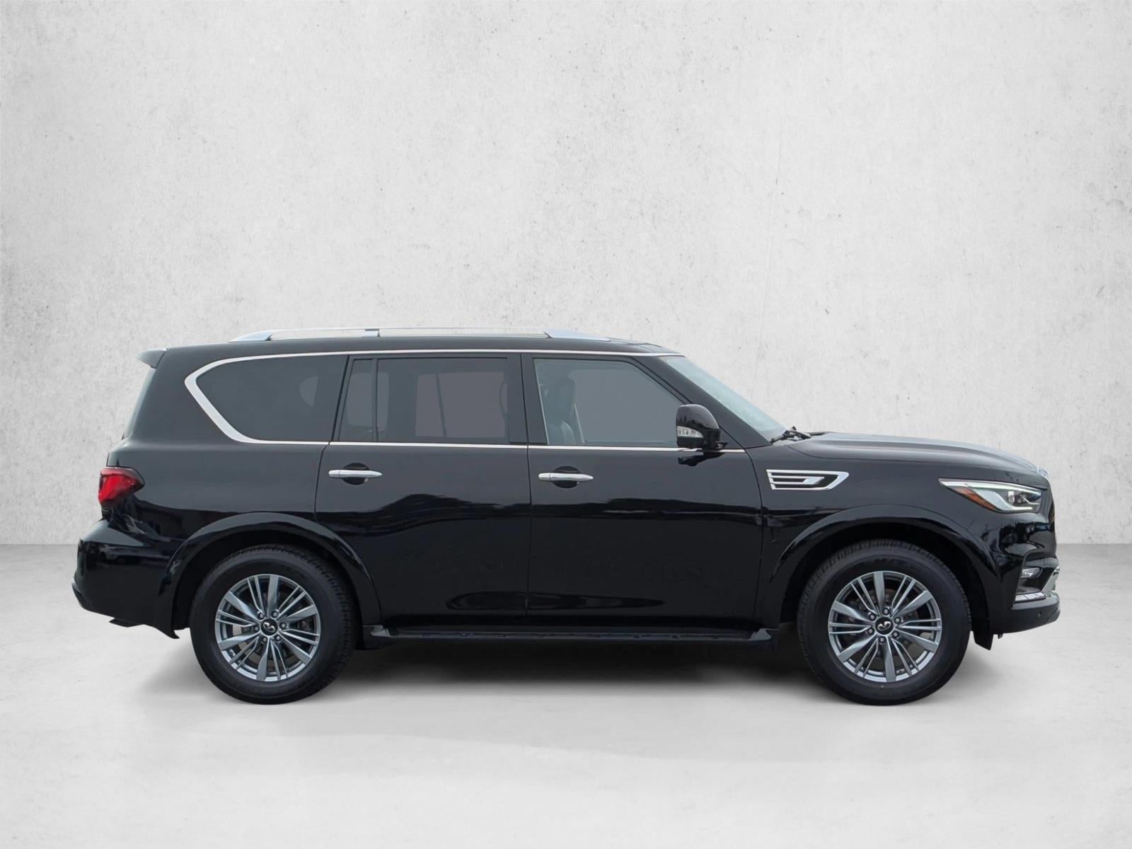 2023 INFINITI QX80 LUXE AWD