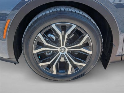 2026 Toyota Crown XLE AWD (Natl)