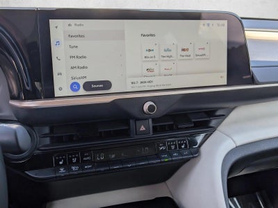2026 Toyota Crown Limited AWD (Natl)