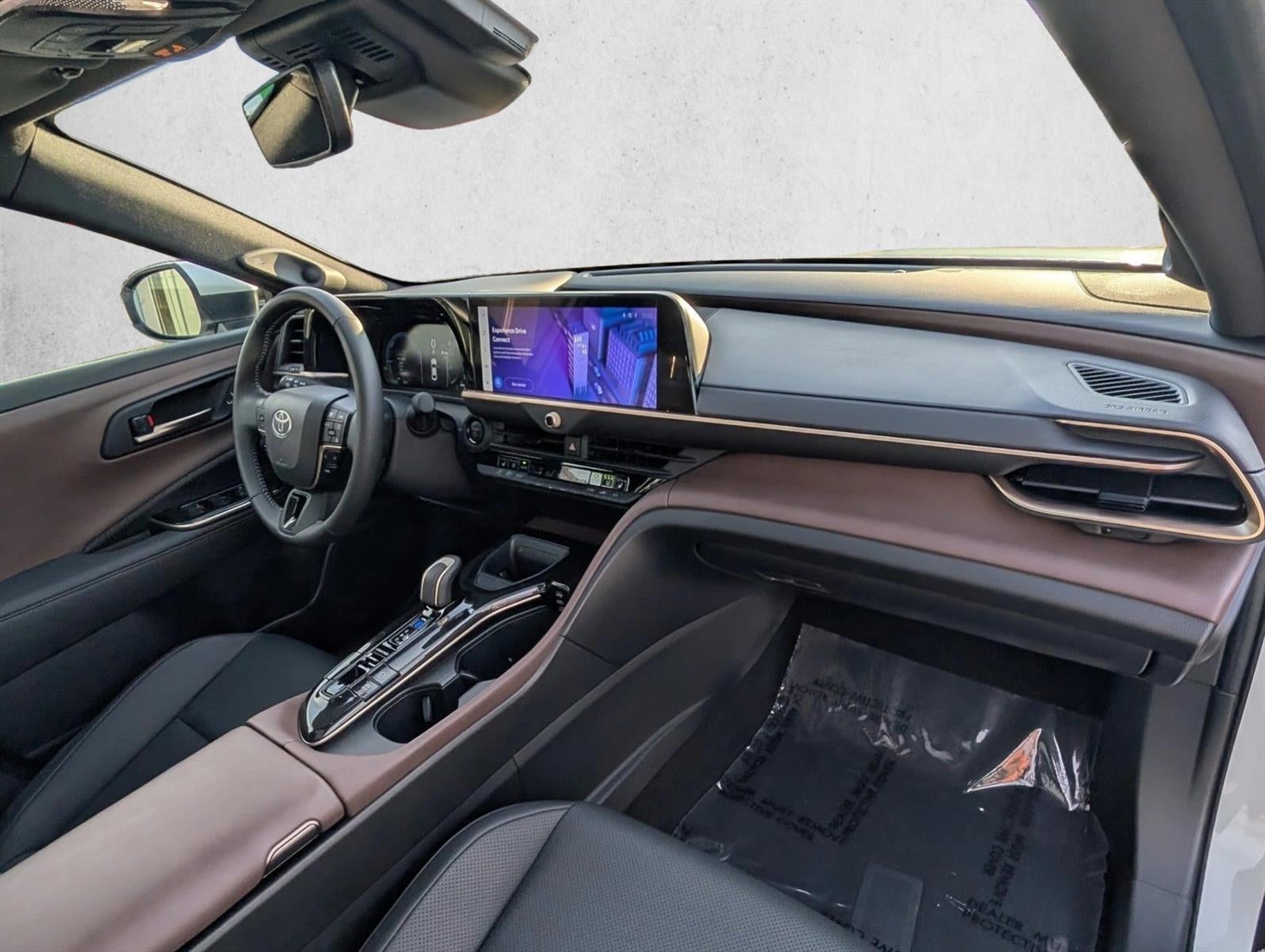 2024 Toyota Crown Limited AWD (Natl)