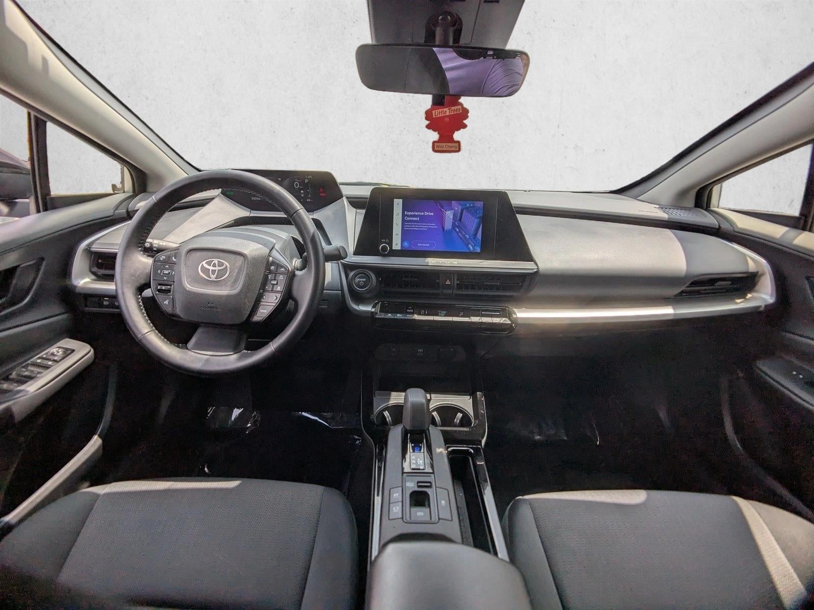 2024 Toyota Prius LE (Natl)