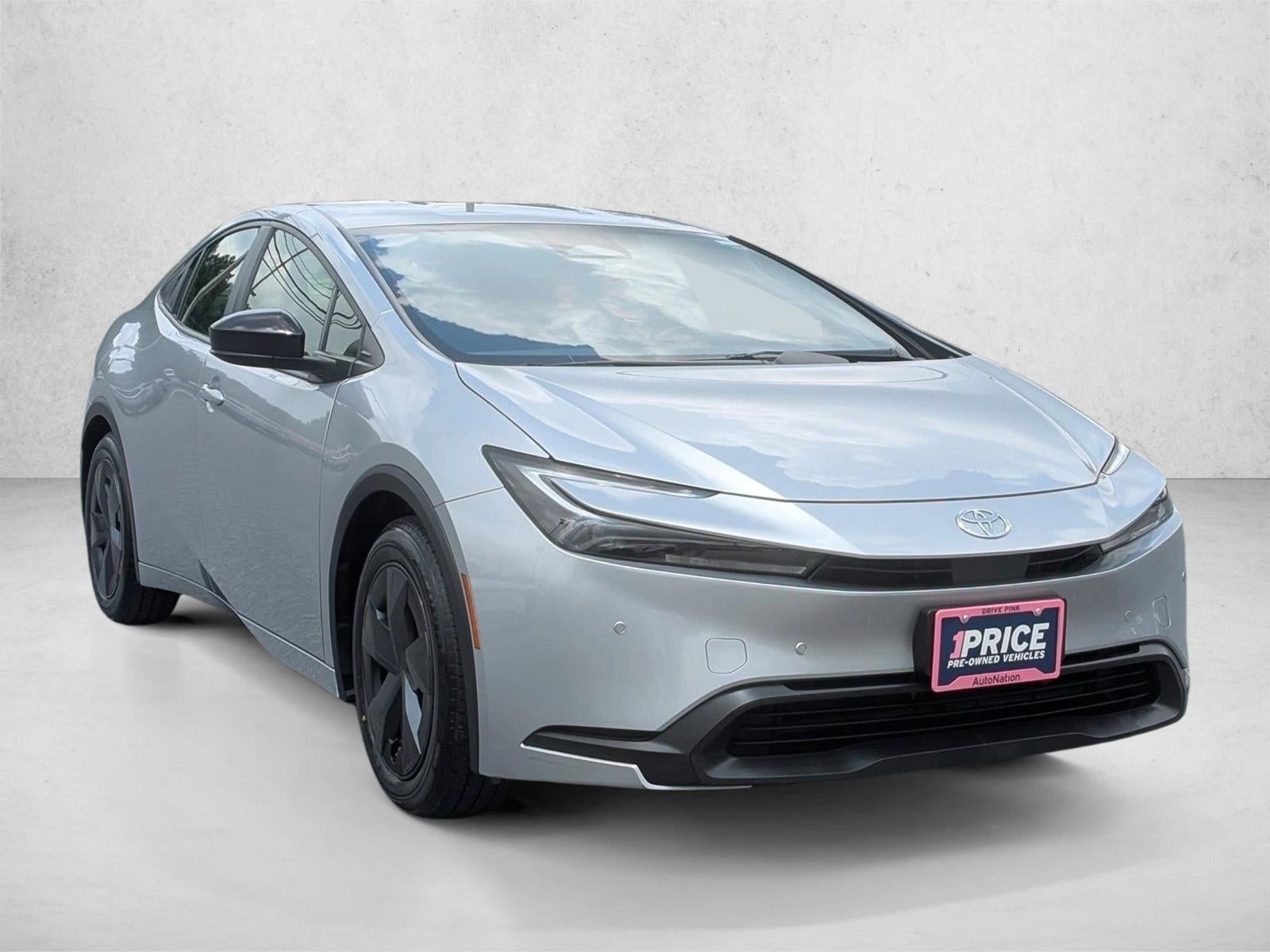 2024 Toyota Prius LE (Natl)