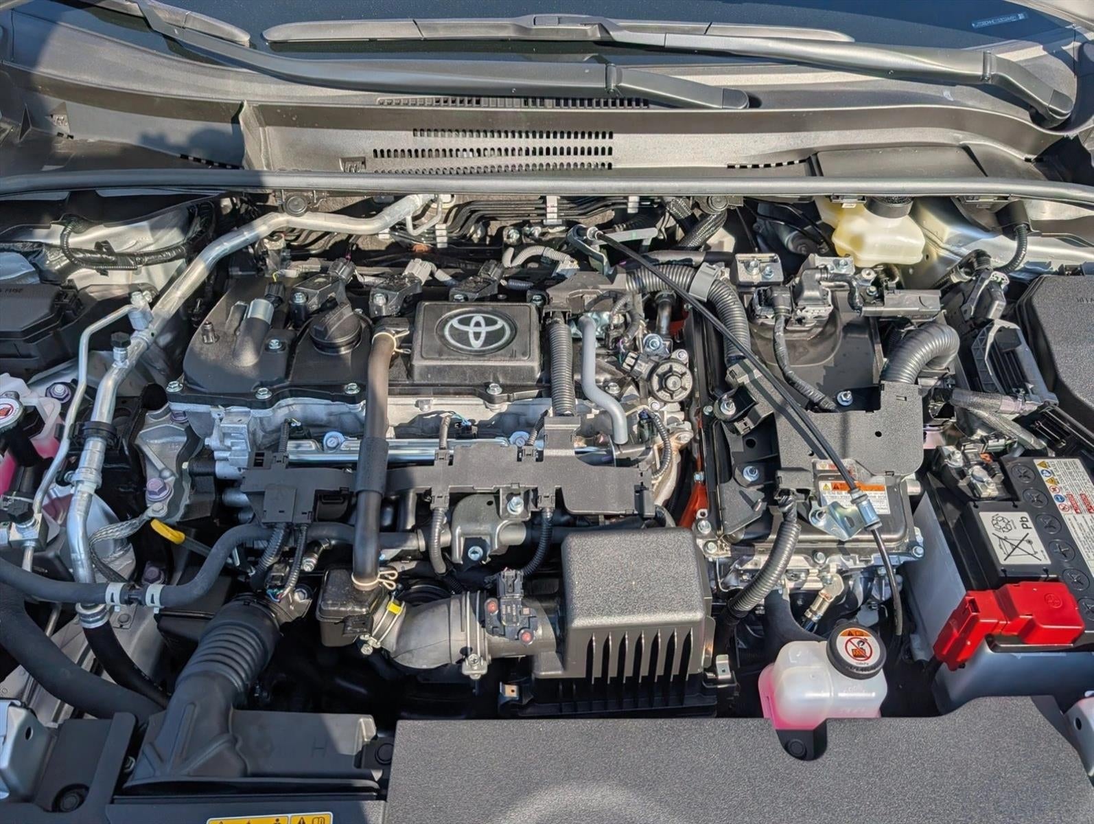 2025 Toyota Corolla Hybrid LE AWD (Natl)