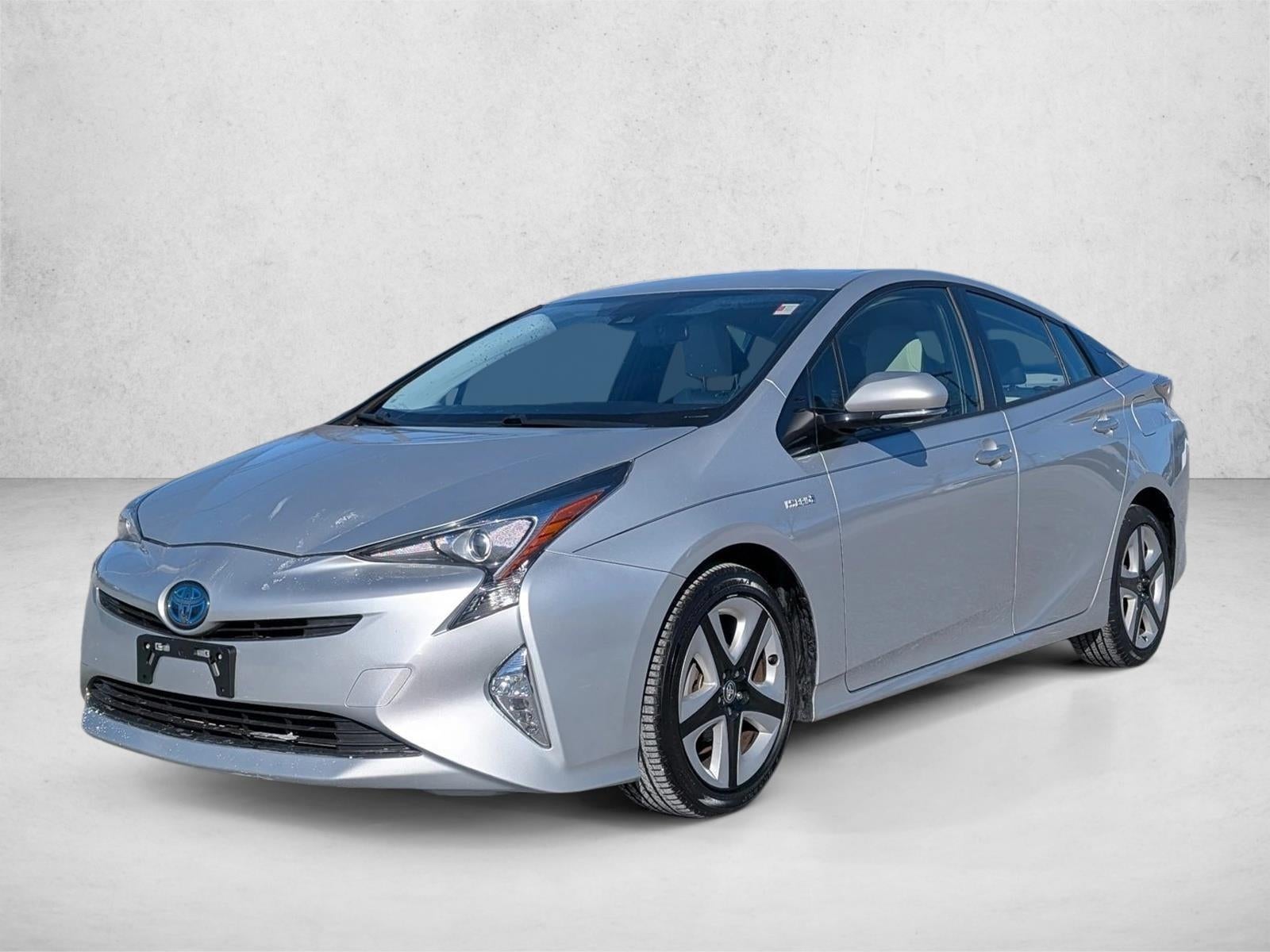 2016 Toyota Prius 5dr HB Three Touring (Natl)