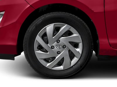 2016 Toyota Prius c 5dr HB Four (Natl)