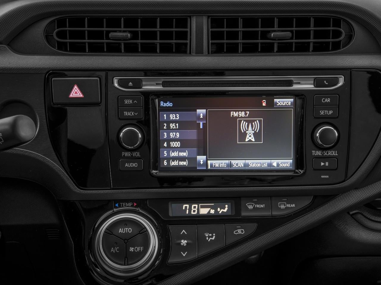 2016 Toyota Prius c 5dr HB Four (Natl)