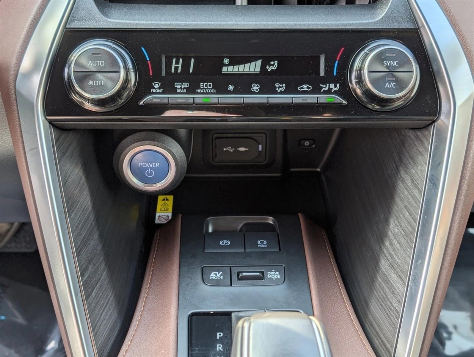 2022 Toyota Venza XLE AWD (Natl)