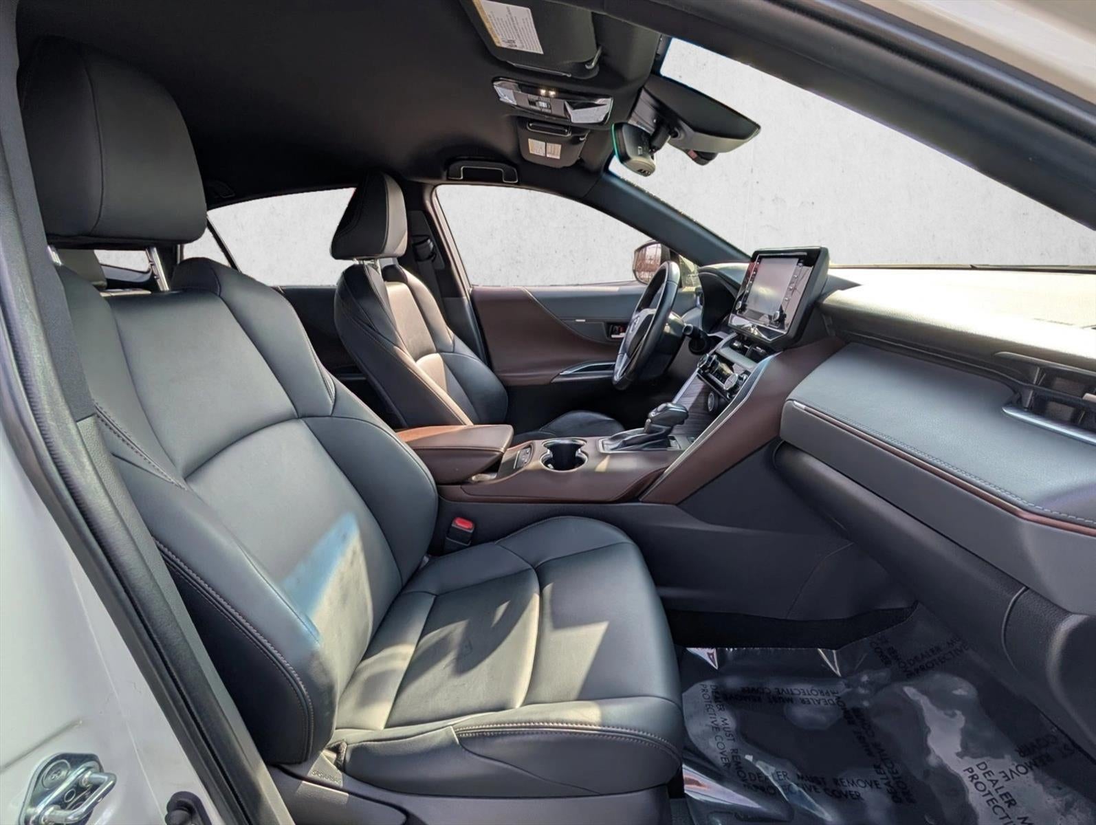 2022 Toyota Venza XLE AWD (Natl)