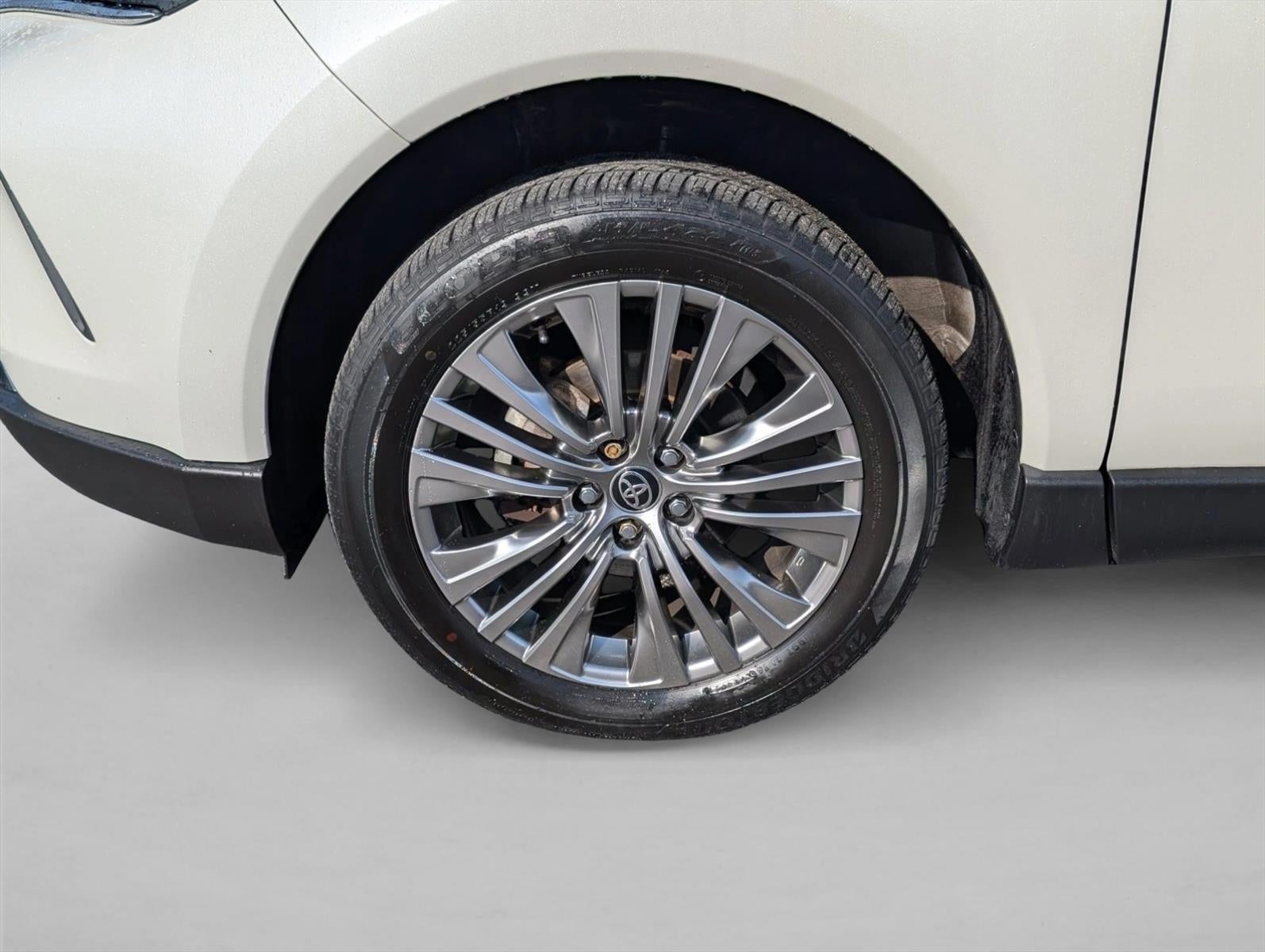 2022 Toyota Venza XLE AWD (Natl)