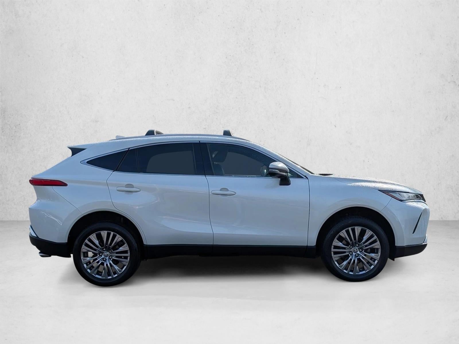 2022 Toyota Venza XLE AWD (Natl)