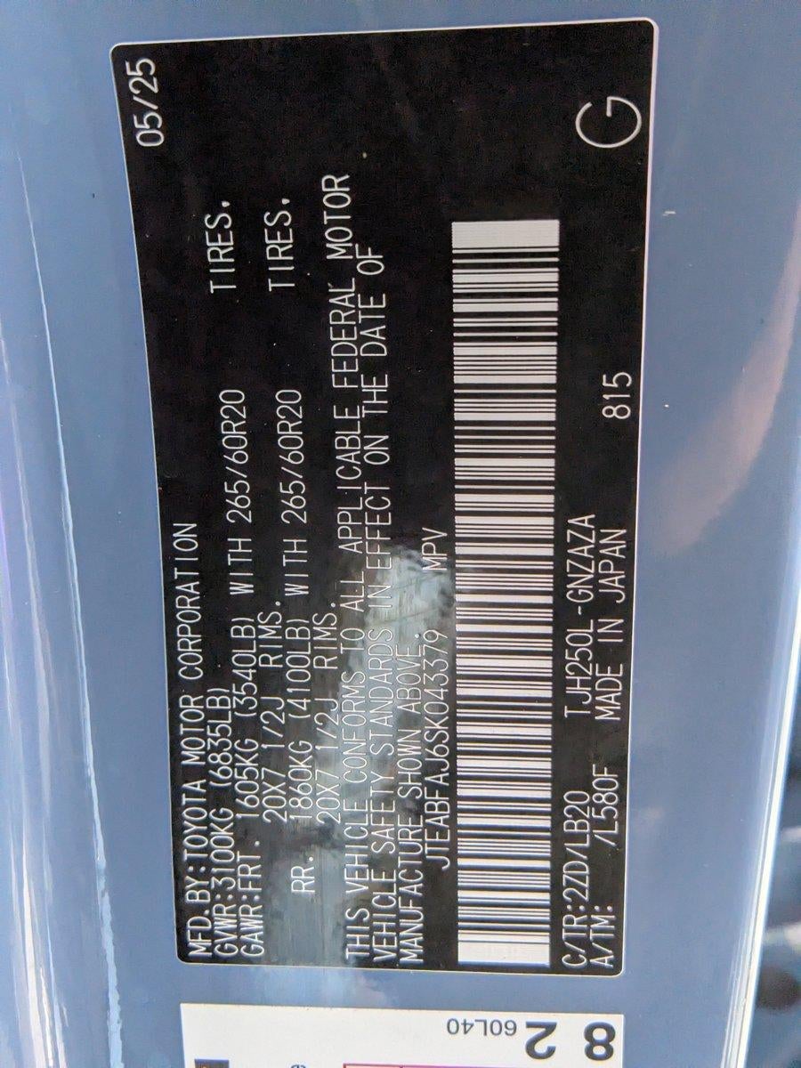 2025 Toyota Land Cruiser 4WD (Natl)