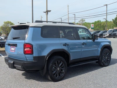 2025 Toyota Land Cruiser 4WD (Natl)