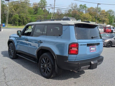 2025 Toyota Land Cruiser 4WD (Natl)