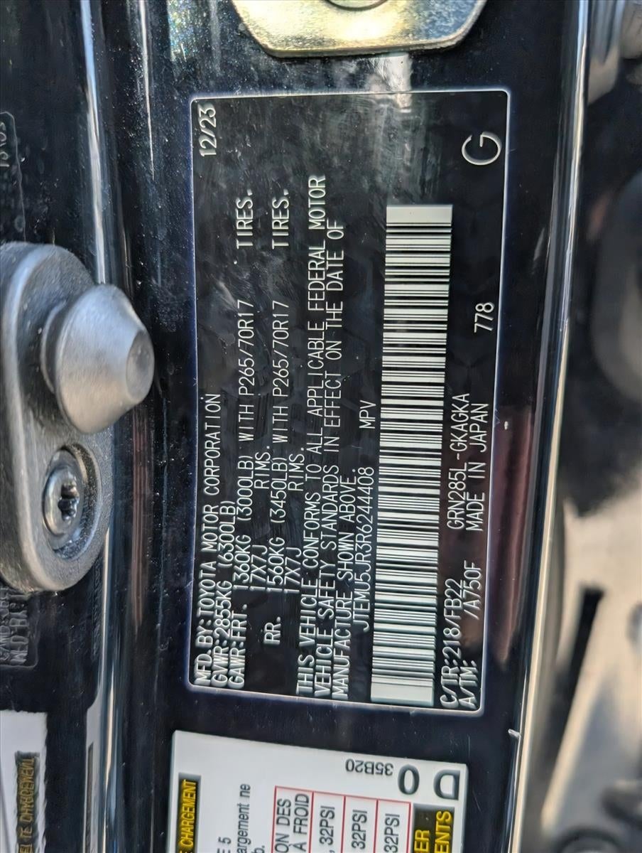 2024 Toyota 4Runner SR5 4WD (GS)