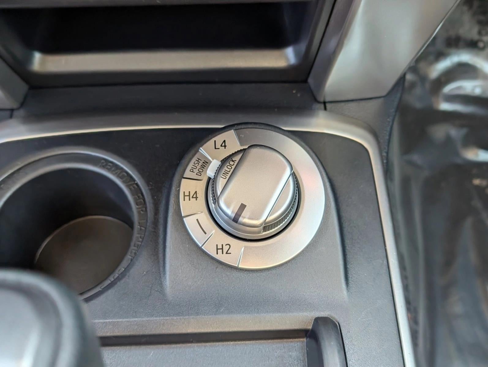 2024 Toyota 4Runner SR5 4WD (GS)