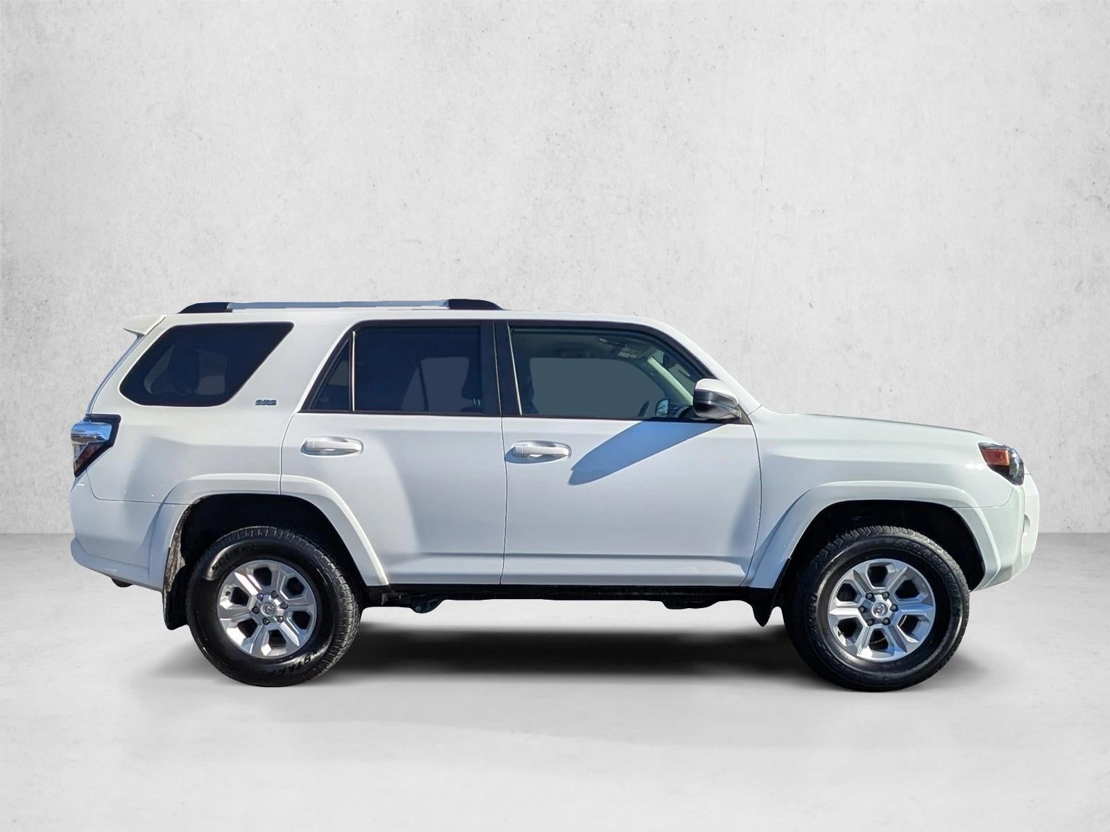 2024 Toyota 4Runner SR5 4WD (GS)