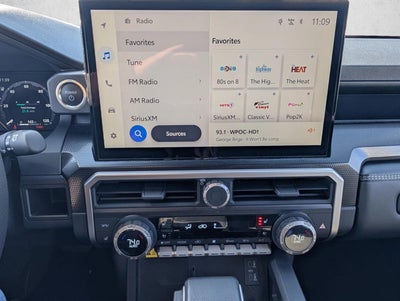 2025 Toyota 4Runner Hybrid Limited 4WD (Natl)