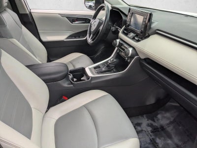 2020 Toyota RAV4 XLE Premium AWD (Natl)