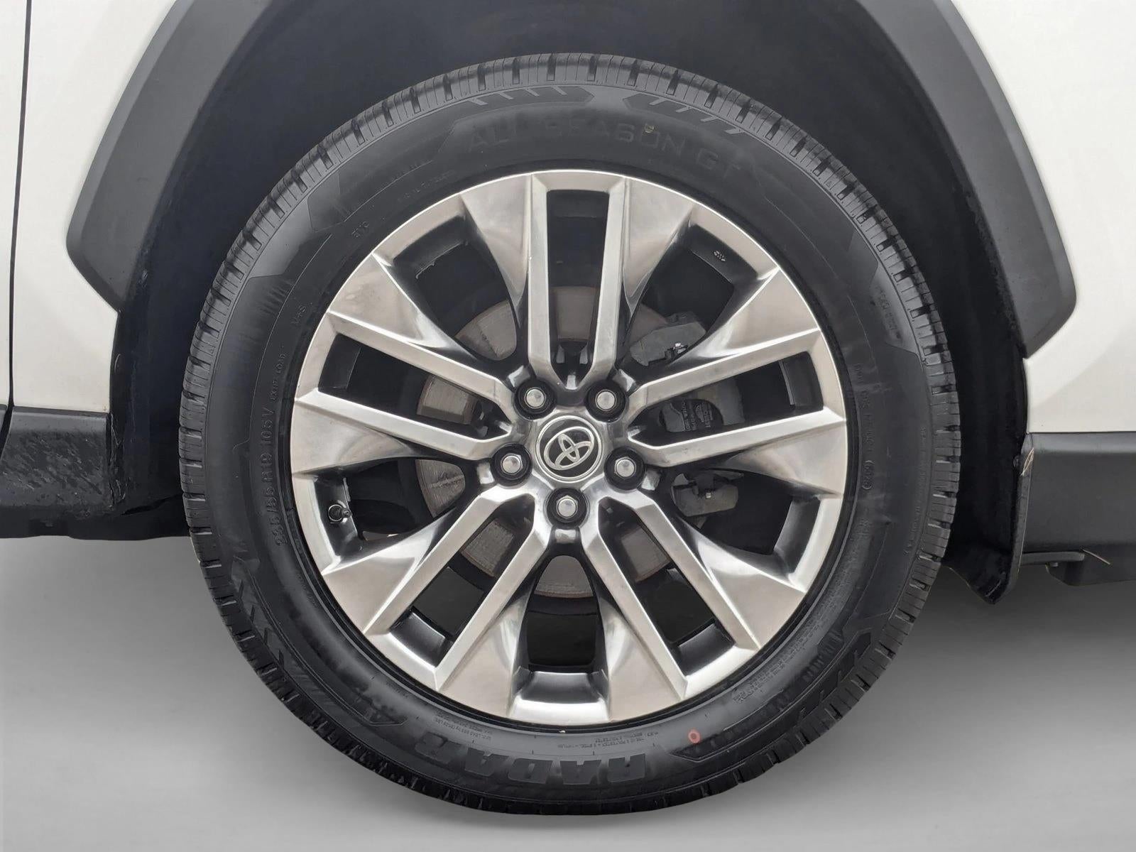 2020 Toyota RAV4 XLE Premium AWD (Natl)