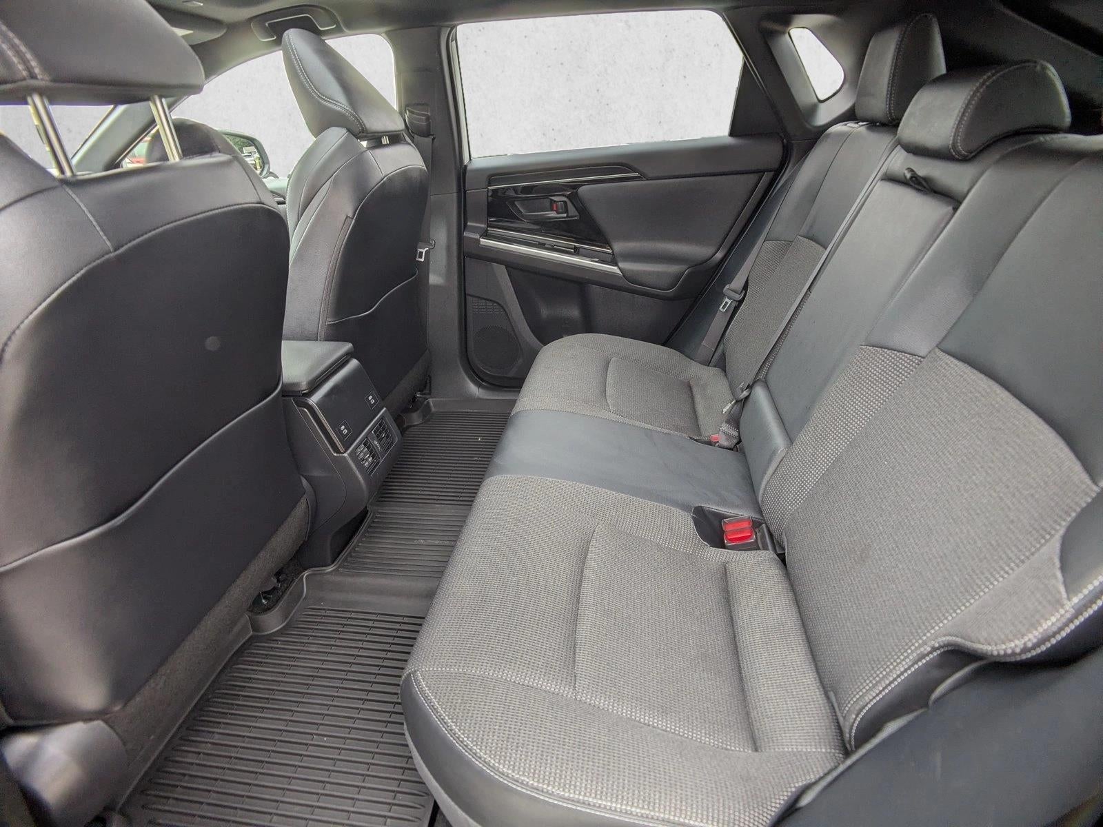 2024 Toyota bZ4X XLE AWD (Natl)