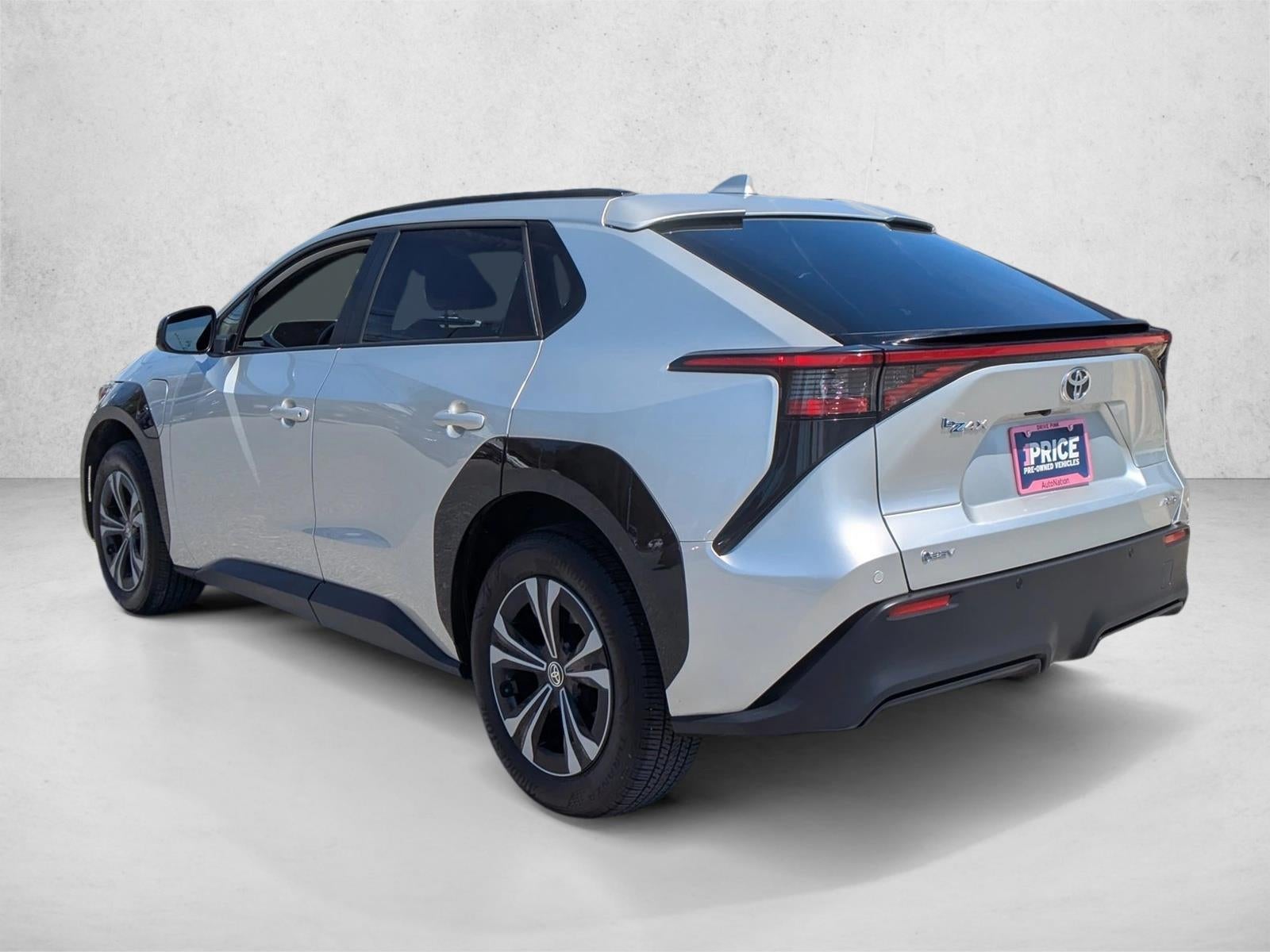 2024 Toyota bZ4X XLE AWD (Natl)