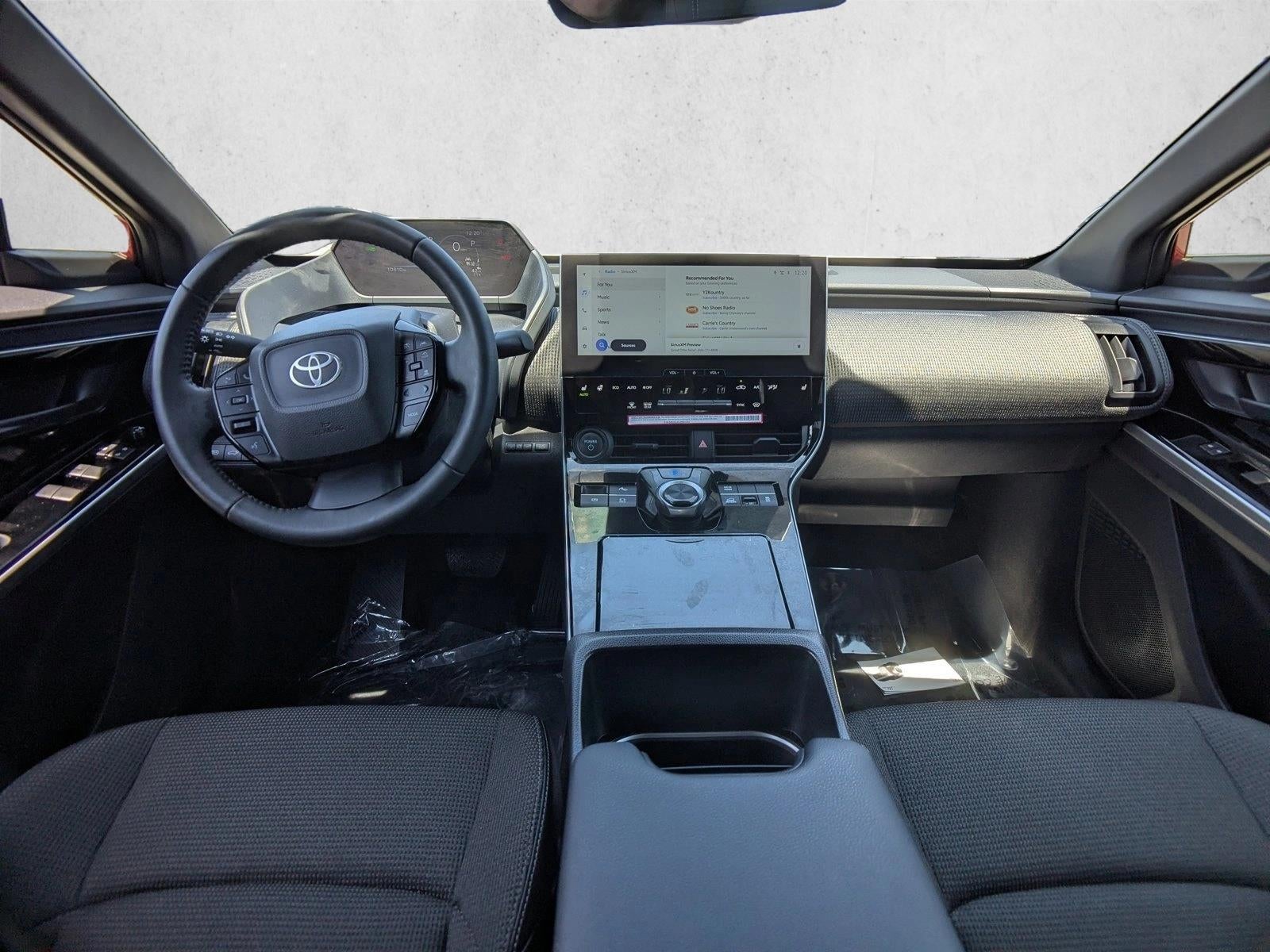 2024 Toyota bZ4X XLE AWD (Natl)