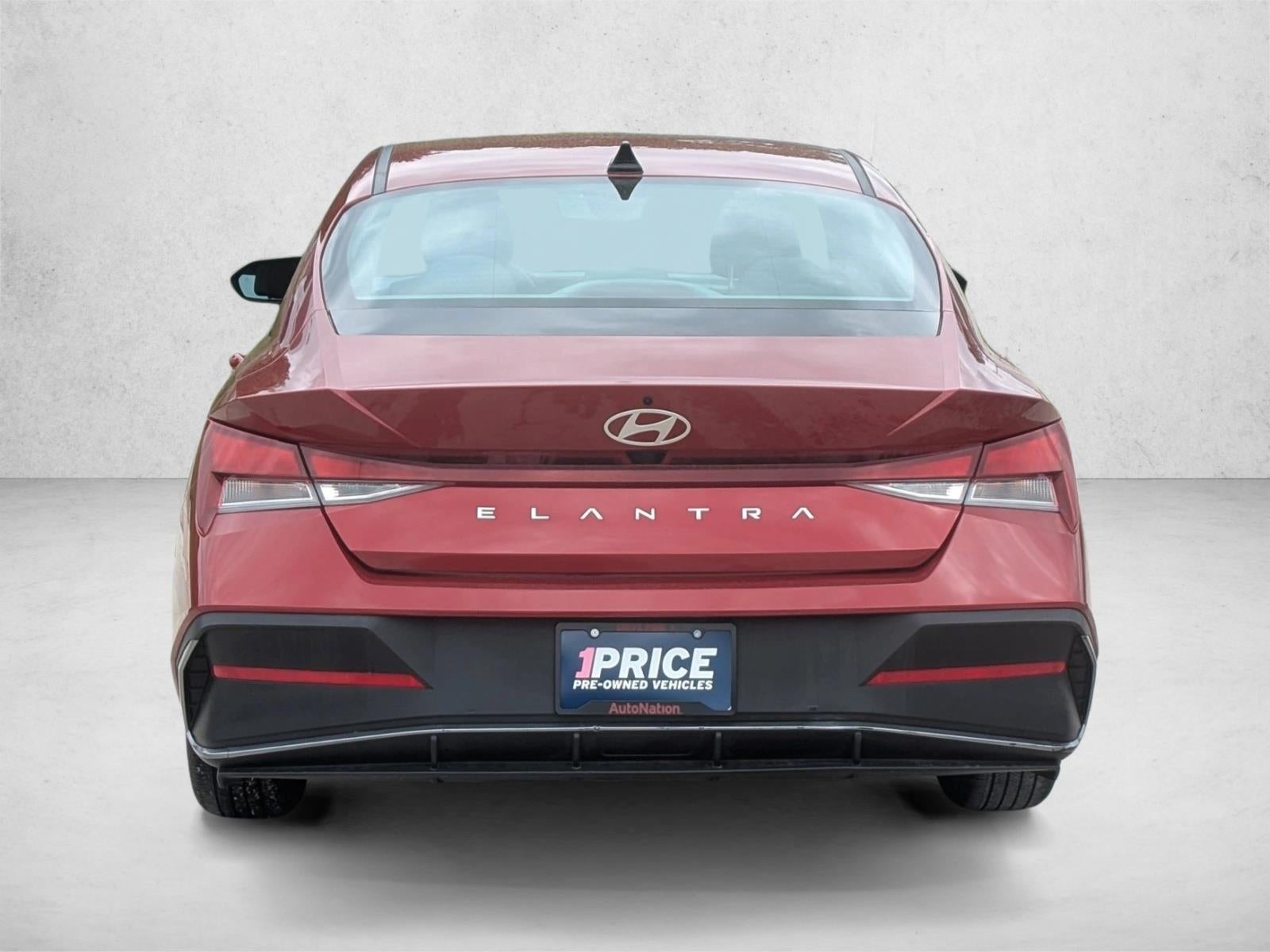 2024 Hyundai ELANTRA SEL IVT