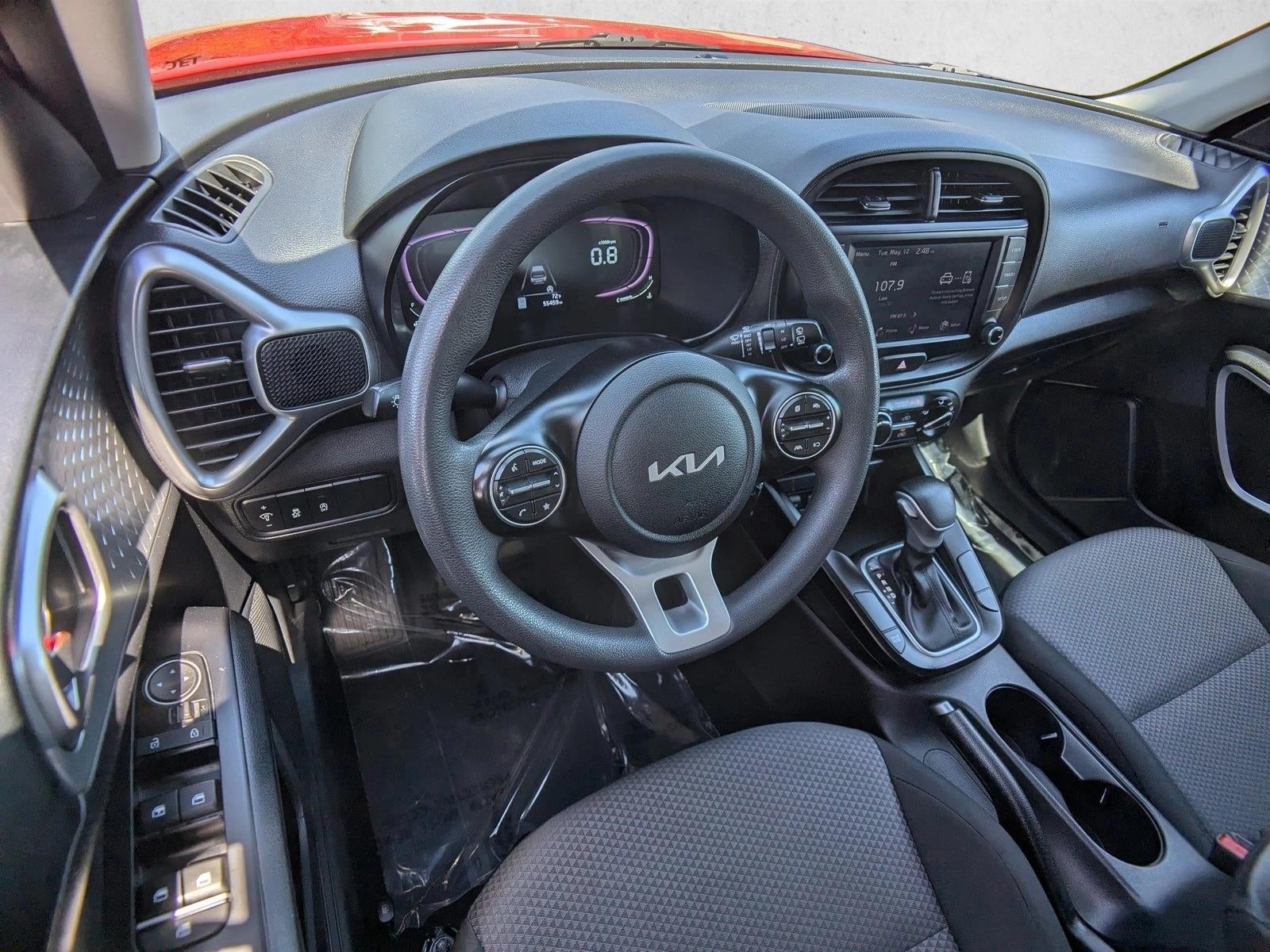 2024 Kia Soul LX IVT