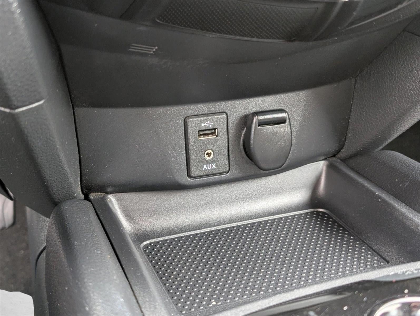 2016 Nissan Rogue FWD 4dr S