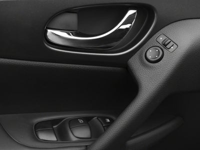 2016 Nissan Rogue FWD 4dr S