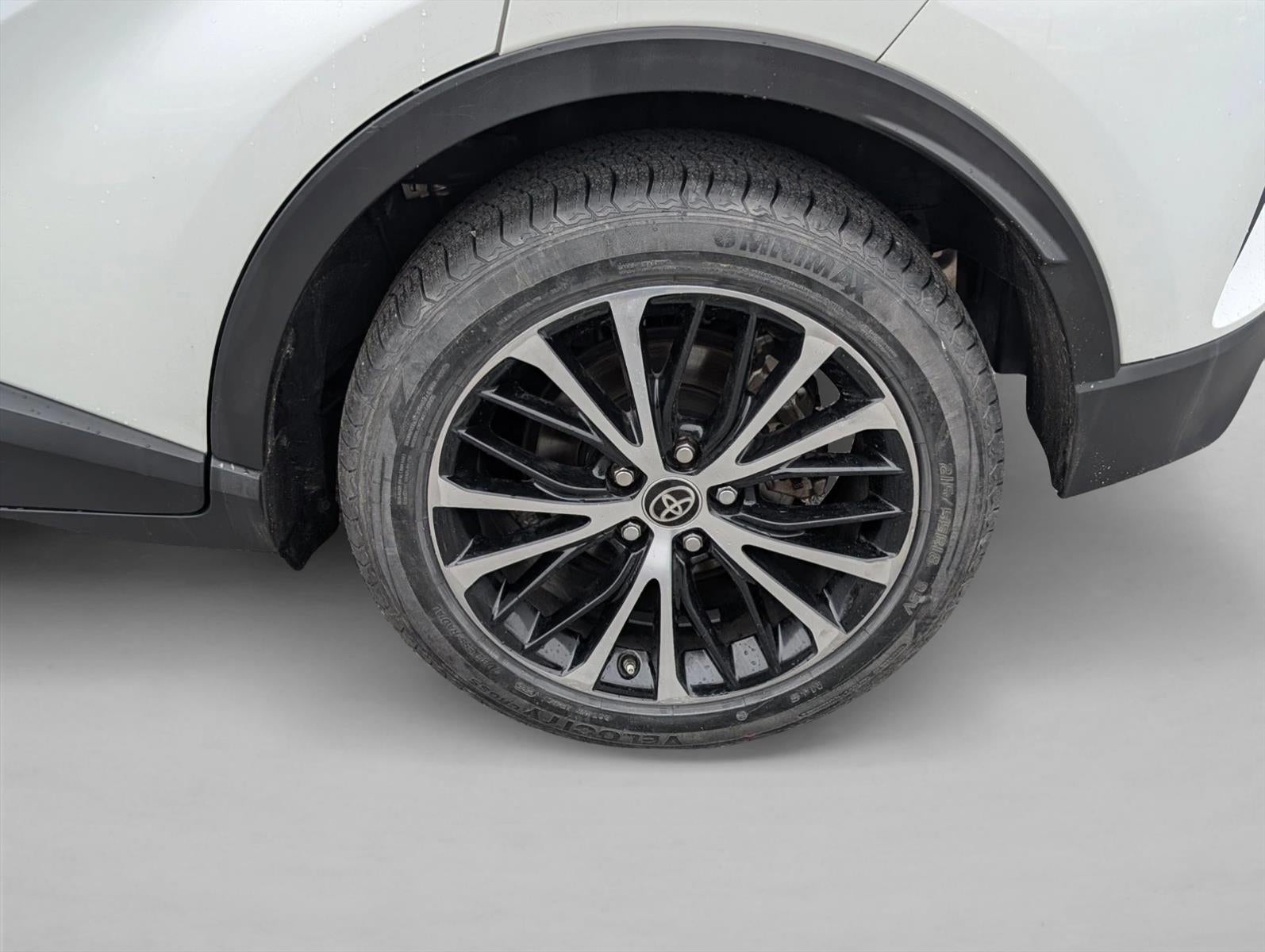 2021 Toyota C-HR LE FWD (Natl)