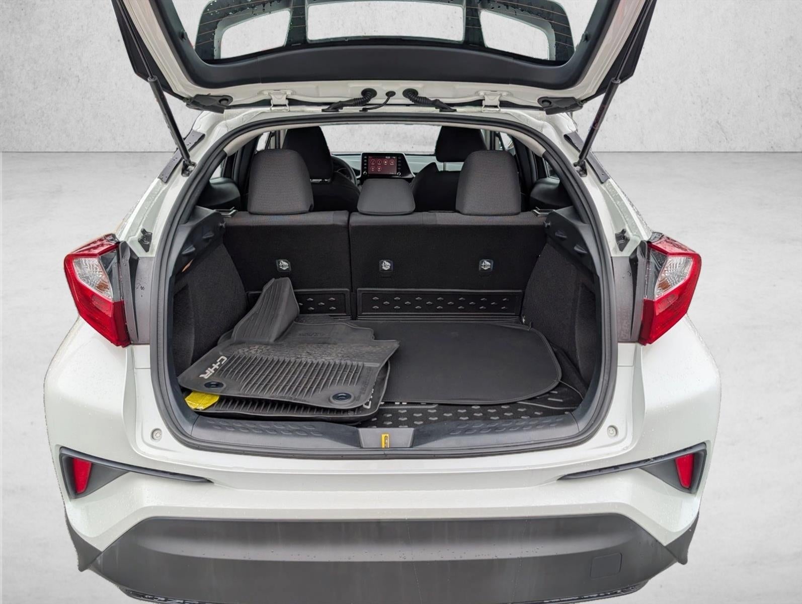 2021 Toyota C-HR LE FWD (Natl)